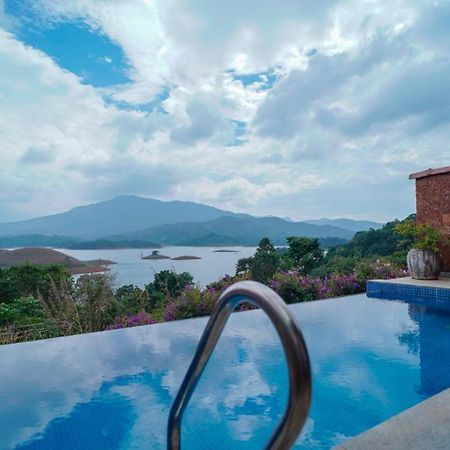 Contour Island Resort & Spa By Citrine Tariyod Экстерьер фото