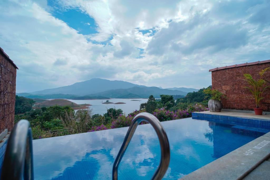 Contour Island Resort & Spa By Citrine Tariyod Экстерьер фото